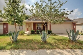 Building Photo - 5125 English Glade Dr