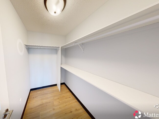 Building Photo - Eastgate Apartments
