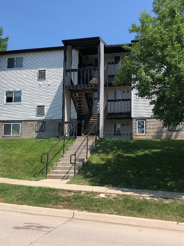 Foto del edificio - 2620 Westwinds Dr