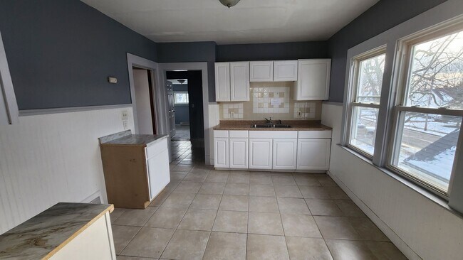 Foto del edificio - 20664 Miller Ave