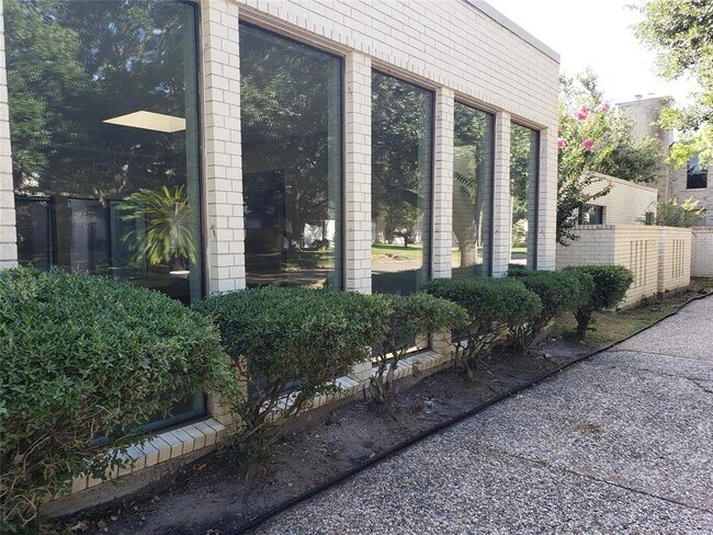 Foto del edificio - 10738 Villa Lea Ln
