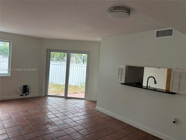 Foto del edificio - 6800 SW 45th Ln