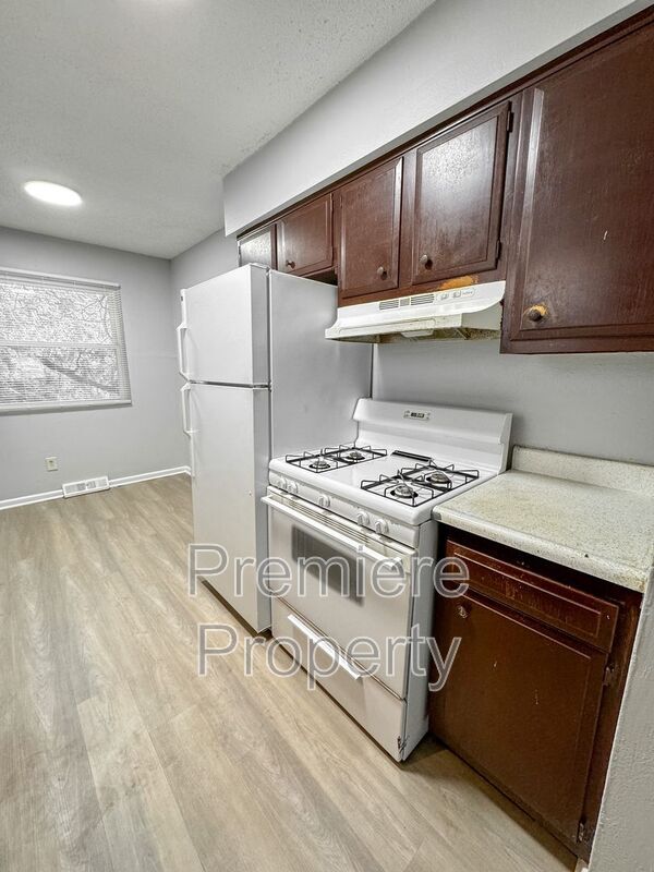 Foto del edificio - 3014 Ruby Ave