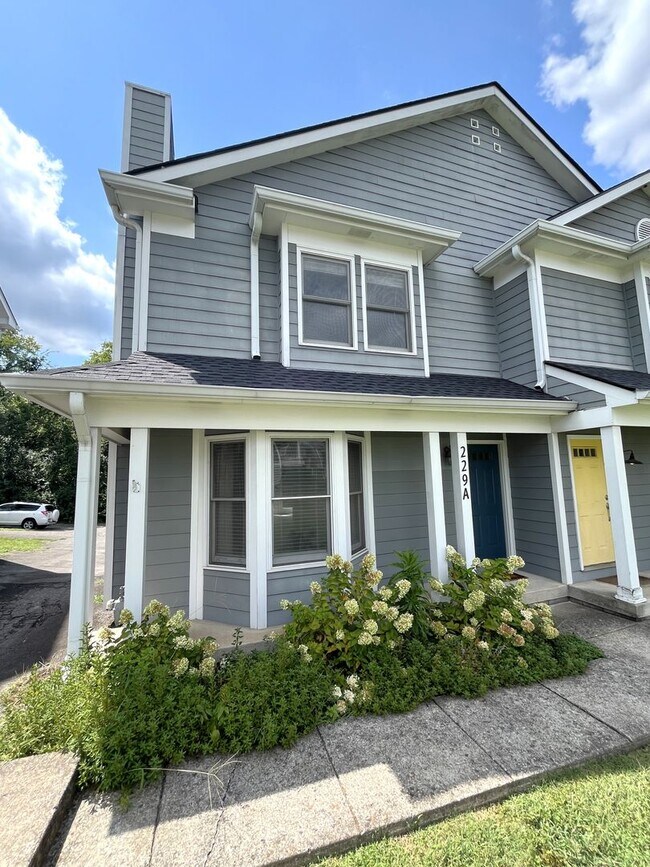 Foto del edificio - 229A Orlando Ave