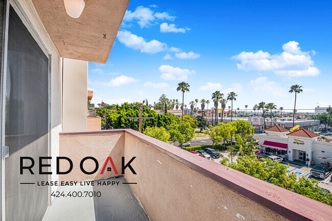 Foto del edificio - 7010 Lanewood Ave