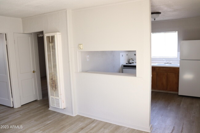 Foto del edificio - 284 N 2nd St