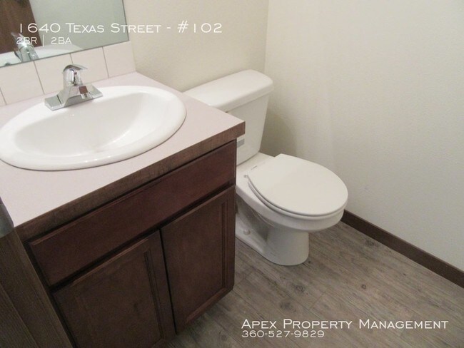 Building Photo - Eureka Townhomes - 1640 Texas Street
