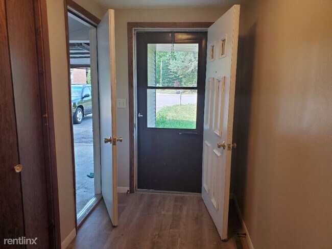 Foto del edificio - 4 br, 2 bath House - 1840 55th st E