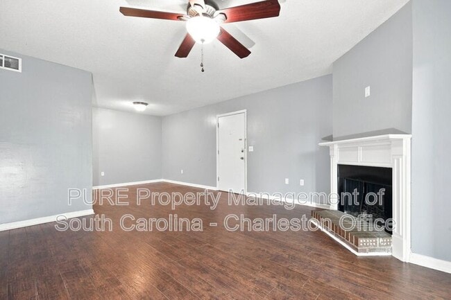 Photo - 1402 Camp Rd Apartment