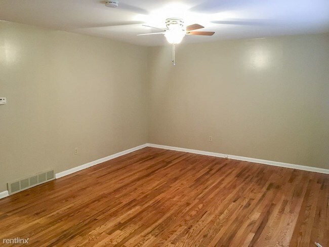 Building Photo - 3 br, 2 bath House - 1131 Gender Rd
