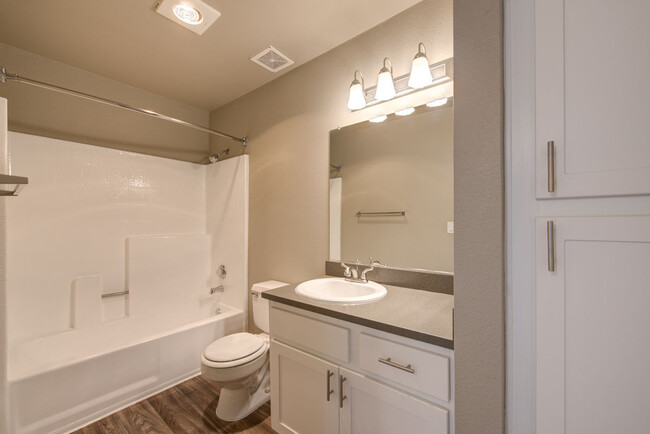 Baño principal de Canyon Ridge - Canyon Ridge