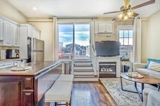 Foto del edificio - 439 W 4th St