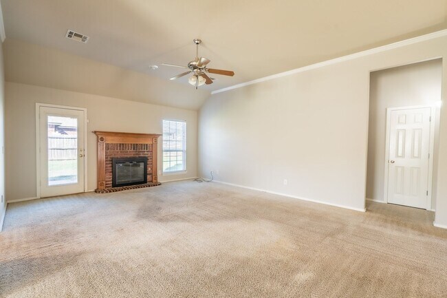 Building Photo - BA Beauty!! Available Soon!!