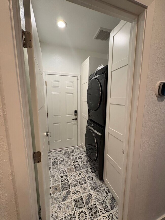 Foto del edificio - 4853 Wexler Peak Way