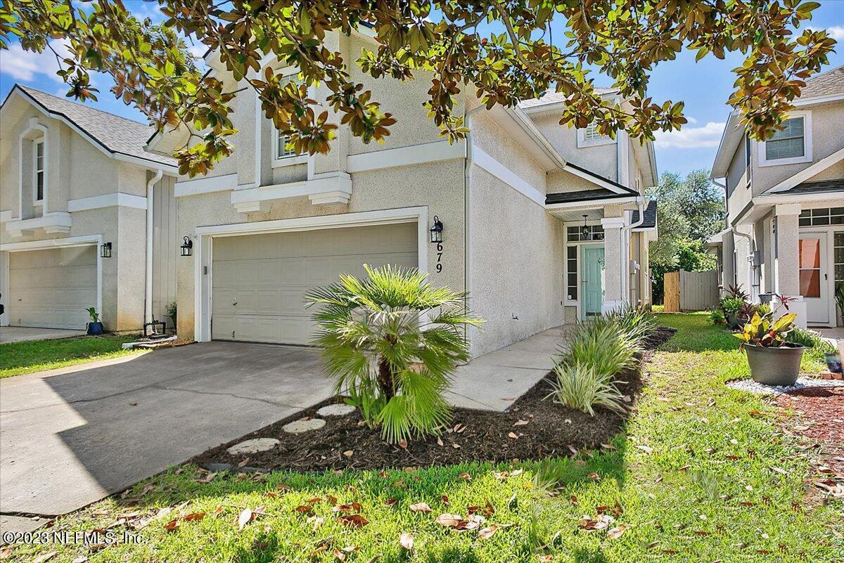 Primary Photo - 679 Selva Lakes Cir
