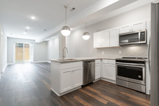 Foto del interior - Germantown Square
