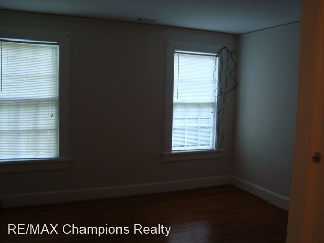 Building Photo - 3 br, 1 bath House - 1917 12th Street