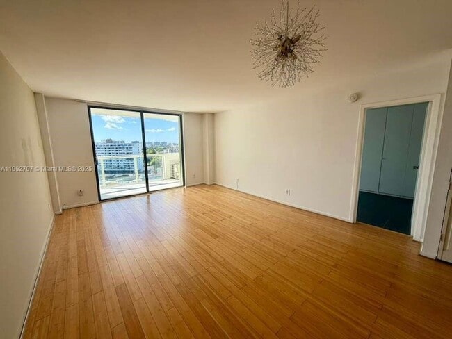 Building Photo - 13499 Biscayne Blvd
