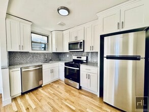 Building Photo - Newly Renovated 2 bedroom apartment spanni... Building Photo - Newly Renovated 2 bedroom apartment spanni...