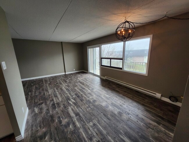 Building Photo - 411 Ellerdale St