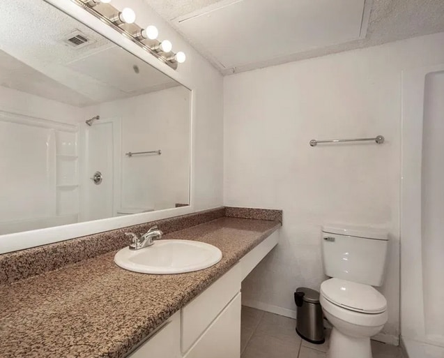 Building Photo - 5300 Keller Springs Rd