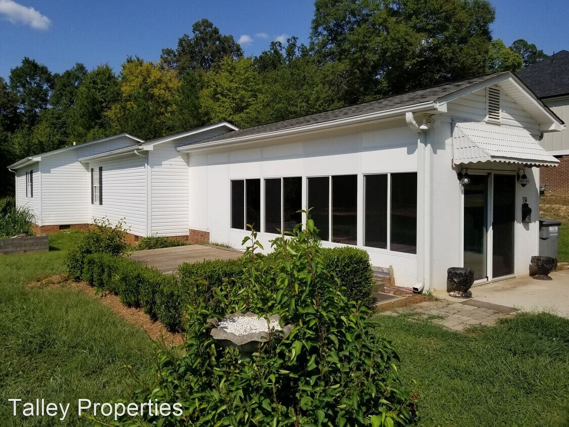 Primary Photo - 2 br, 2 bath House - 330 Ferrell Avenue