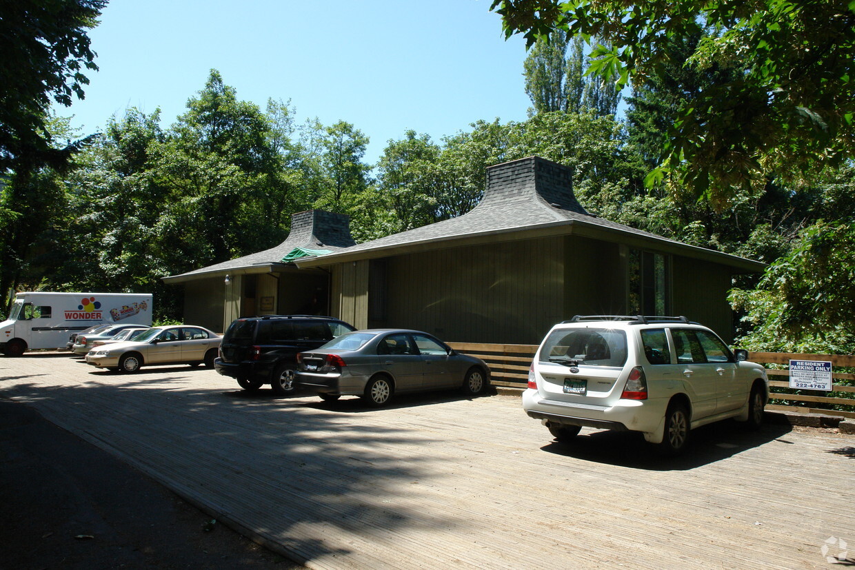 Primary Photo - The Tree House