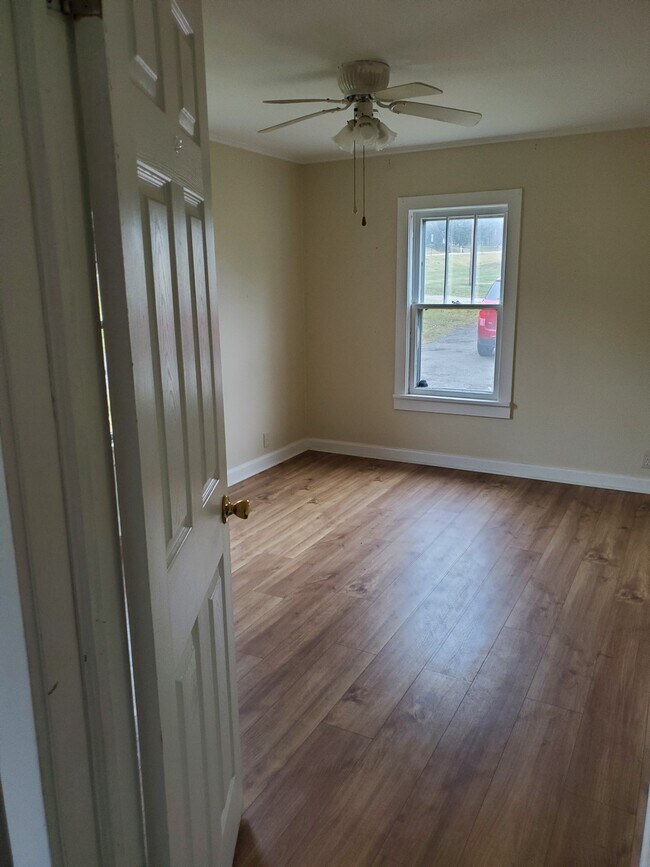 Building Photo - 3870 NY-414