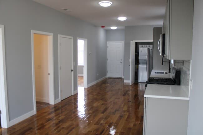 Foto del edificio - 1533 S Ridgeway Ave