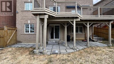 Building Photo - 28 Dovetail Dr