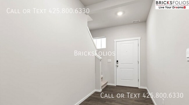 Building Photo - 18726 Lipoma Pl E