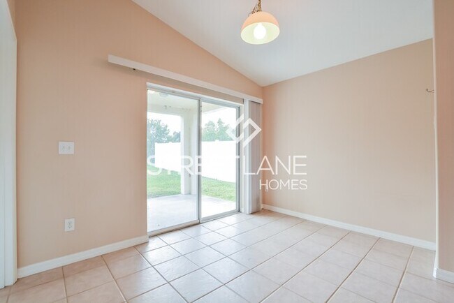 Building Photo - Charming 3 Bedroom in Lake Mary!