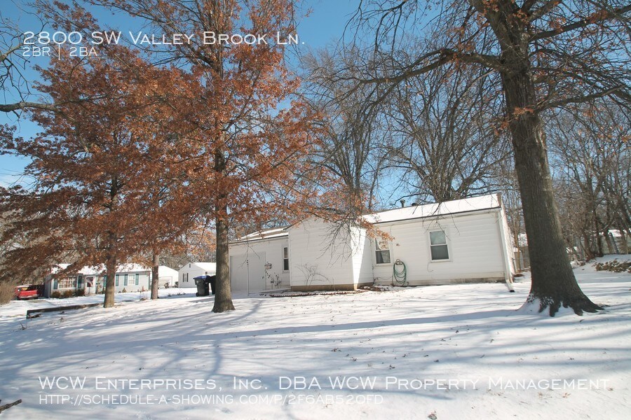 Primary Photo - 2800 SW Valley Brook Ln