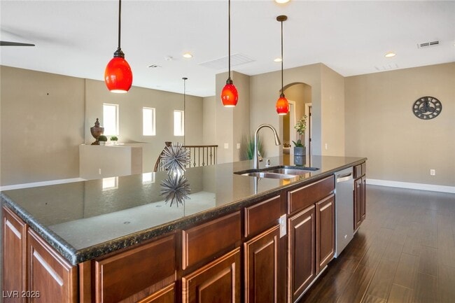 Foto del edificio - 2000 Solvang Mill Dr