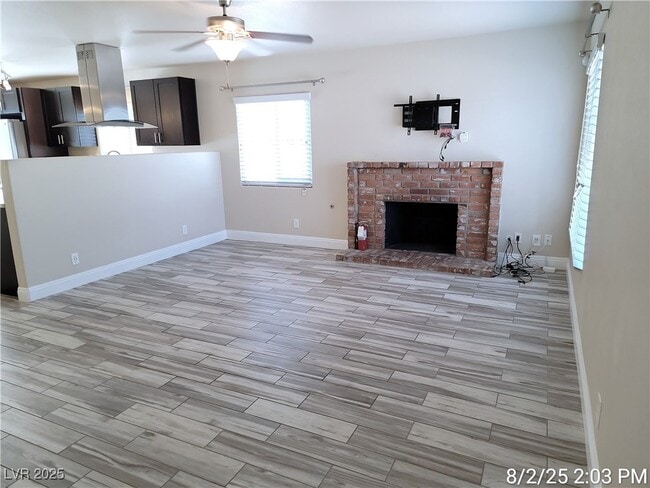 Building Photo - 604 Dolores Dr