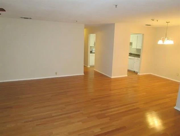 Foto del edificio - 5212 Cordova Ave