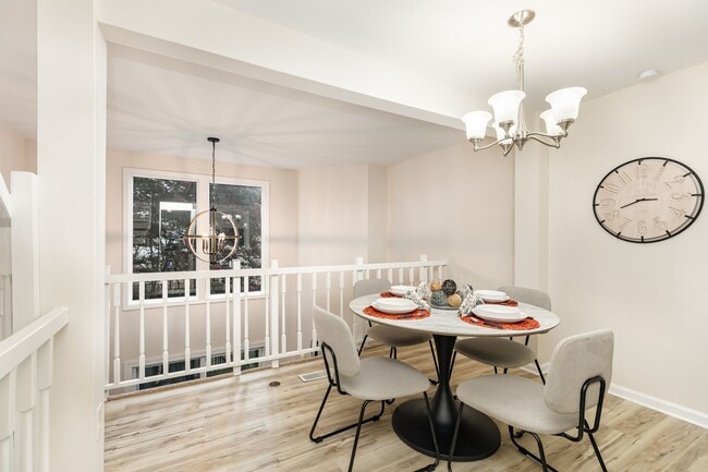 Building Photo - Beautifully Renovated Three Story Townhome!