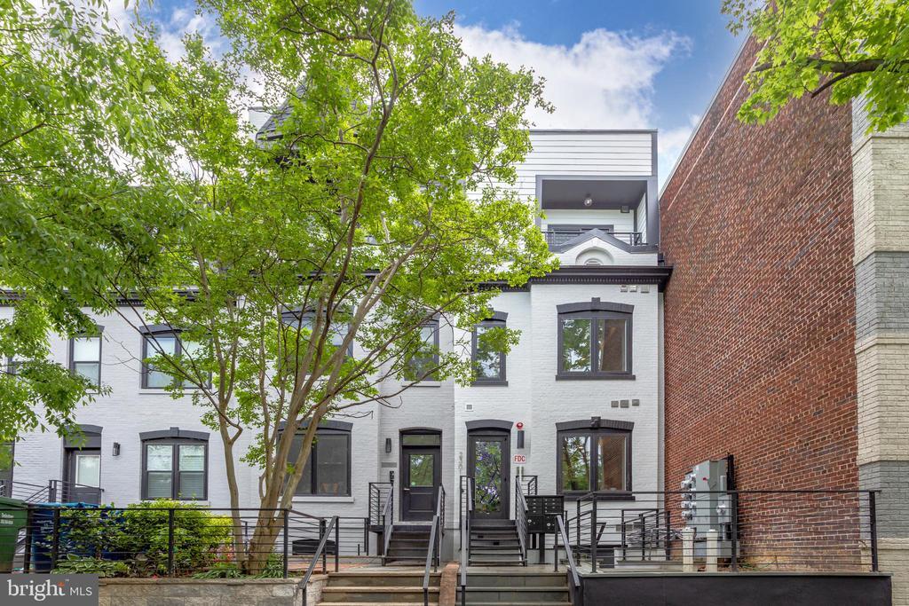Foto principal - 2301 Ontario Rd NW