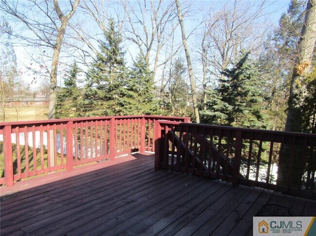 Building Photo - 32 Ferris Rd