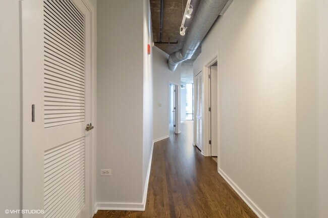 Foto del edificio - 520 S State St