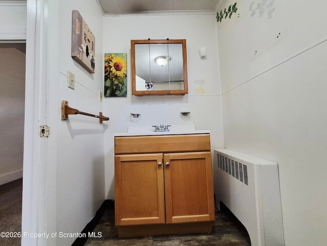 Building Photo - 117 Wyoming Ave