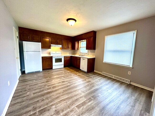17 Beck Mill Rd - Kitchen 2 - 17 Beck Mill Rd