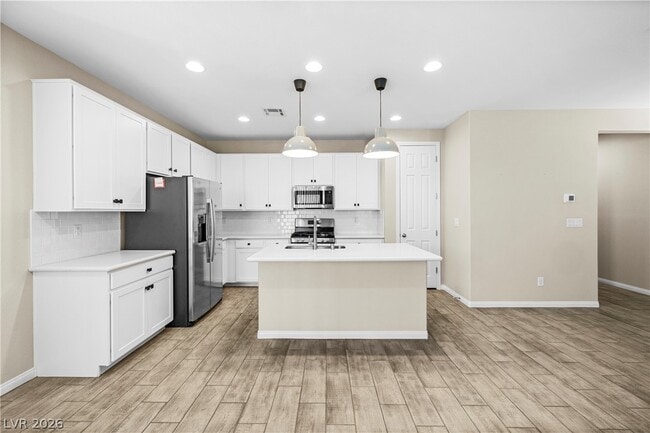 Building Photo - 10334 Apefly St
