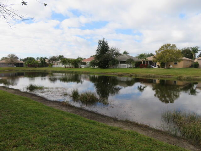 Building Photo - 589 Waverly Cir