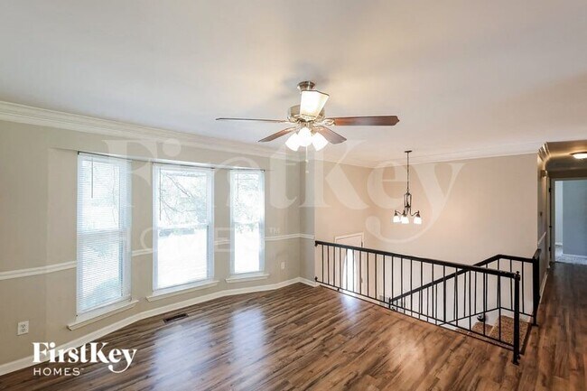 Foto del edificio - 1521 Cedargate Cir