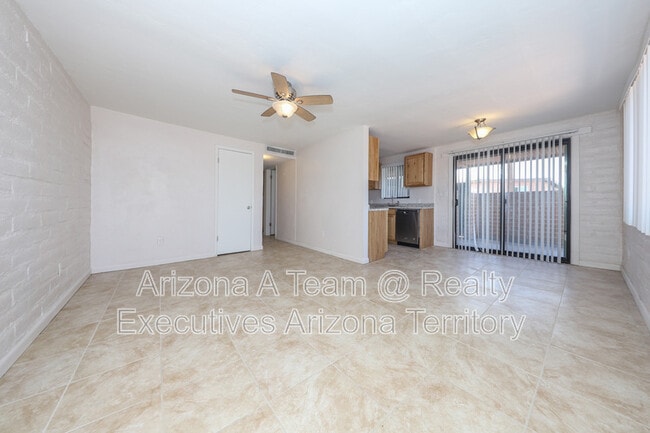 Photo - 3932 N Park Ave Townhome