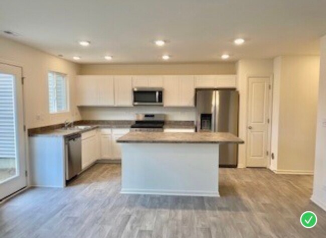 Building Photo - 1137 Amber Dr