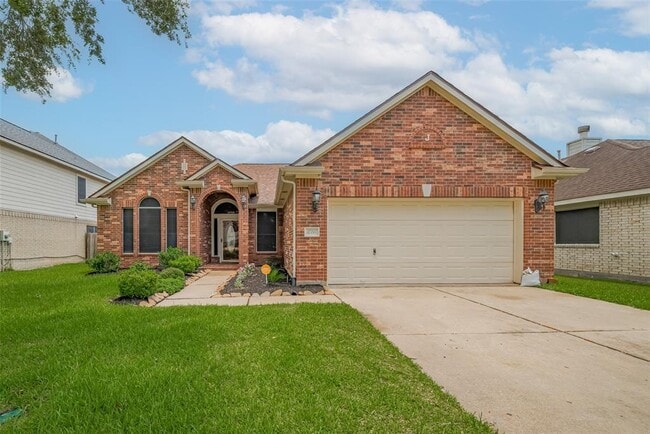 Building Photo - 17215 Stratford Green Dr