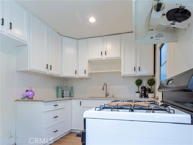 Foto del edificio - 3795 Maplewood Ave