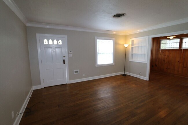 Foto del edificio - 3594 Kearney Ave